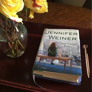 🌺Jennifer Weiner📚